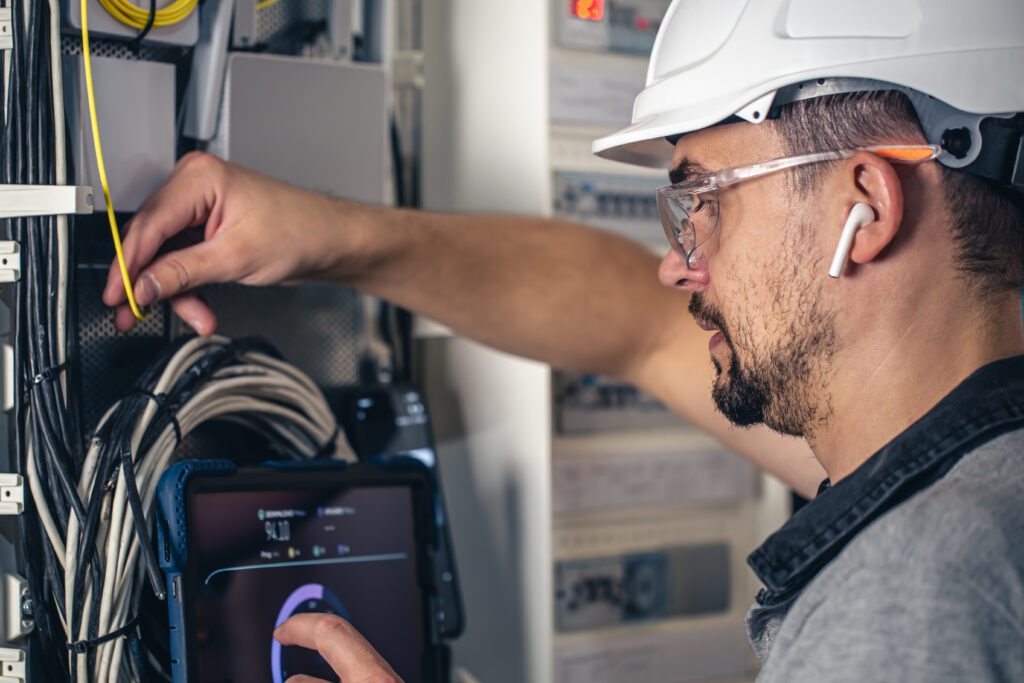 Commercial Electrician